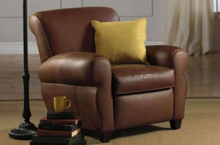 Why a Leather Club Chair Is the Perfect Addition to Your Living Space