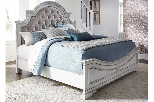 Canterbury Queen Or King Upholstered Tufted Bed "Create Your Own Bedroom" Collection
