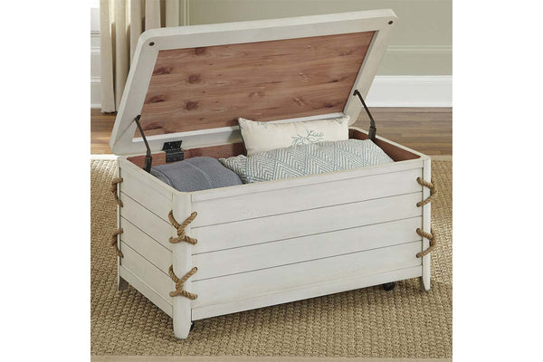 Bridgeport White Nautical Beach Theme Cedar Lined Storage Trunk Coffee Table With Rope Accents